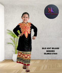 Baju Adat Bolang Mongondo Sulawesi Utara